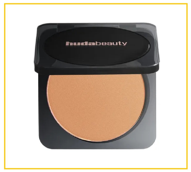 HUDA BEAUTY 定妝蜜粉餅 EASY BAKE PRESSED POWDER #BANANA BREAD / #CHERRY BLOSSOM CAKE / #CINNAMON BUN / #KUNAFA BLONDIE / #PEACH CUPCAKE / #SUGAR COOKIE 8.5G