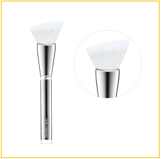 IT COSMETICS 依科綜合化妝刷 HEAVENLY SKIN SKIN SMOOTHING COMPLEXION BRUSH